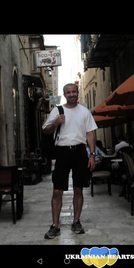 I\'m looking for an honest woman I\'m looking for an honest woman