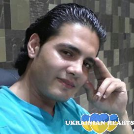 My name is Maher I want a serious relationship and marriage from a girl! Honest