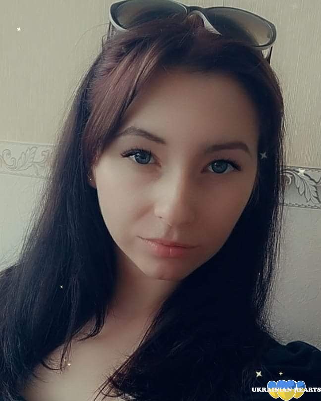 Сайт знайомств: Ім'я користувача: Anastasiam, вік: 28