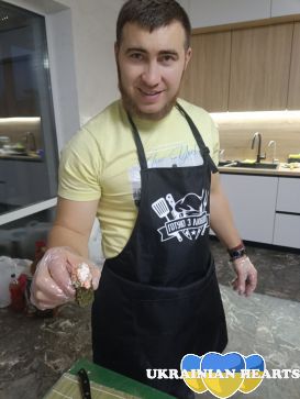 Люблю досліджувати таємниці Всесвіту, цікавлюся езотерикою, міфологією та філософією. Вважаю, що життя &ndash; це не просто випадковість, а шлях розвитку та відкриттів. Якщо тобі цікаві глибокі розмови, нестандартні погляди та нові знання &ndash; у нас то