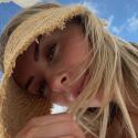 Angie, Жінка, 29 років